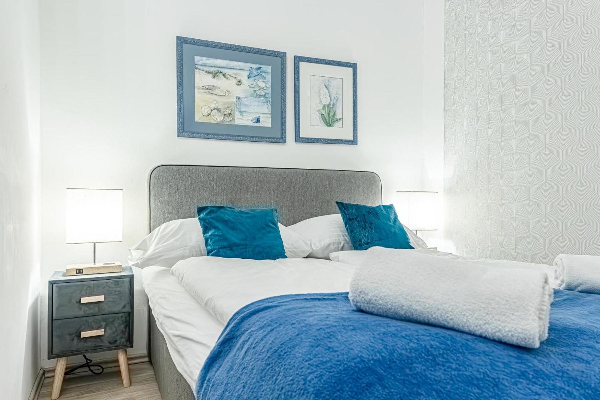 Superbly Central 9Br Complex Ideal For 25 People Вена Экстерьер фото