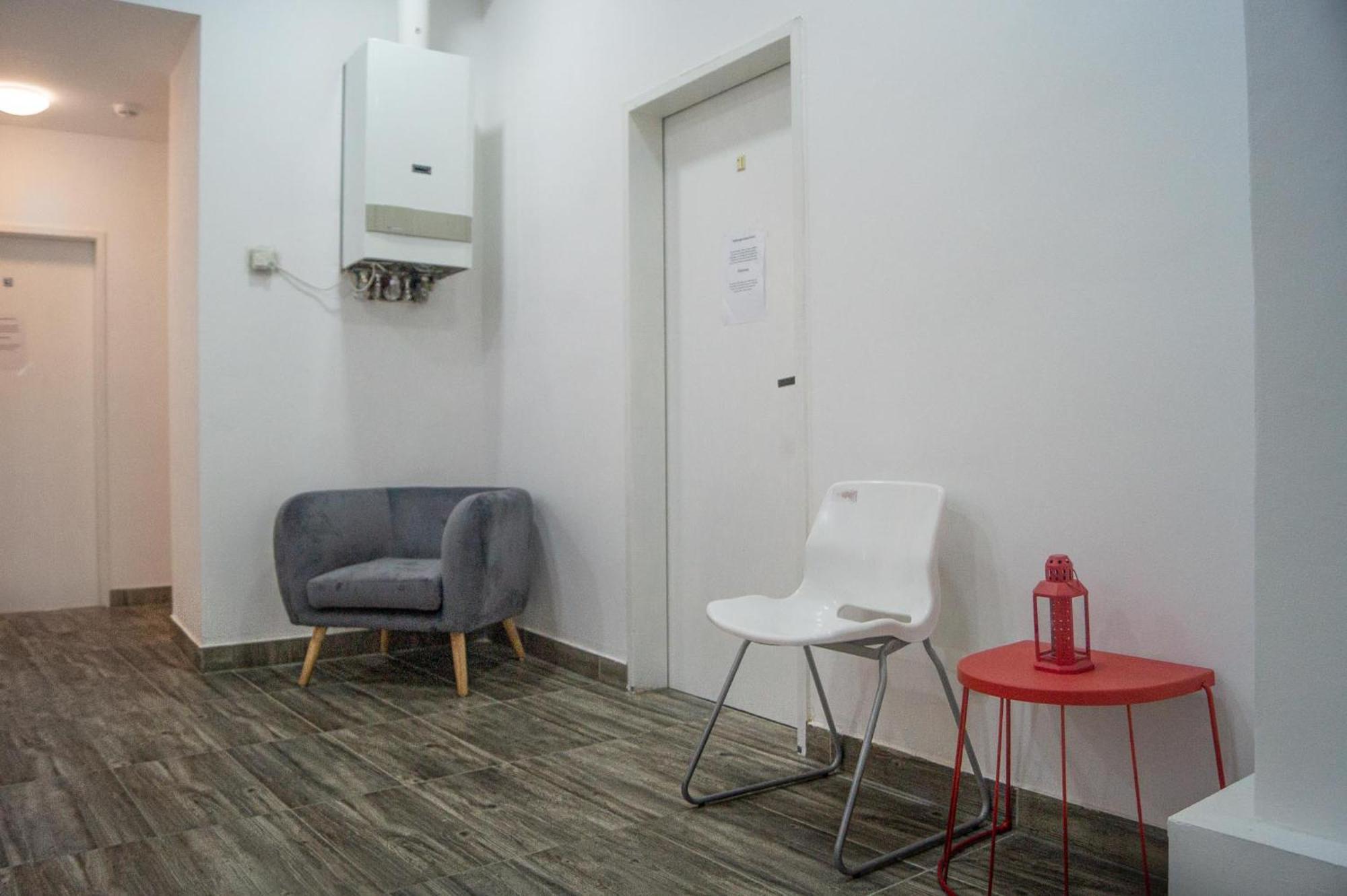 Superbly Central 9Br Complex Ideal For 25 People Вена Экстерьер фото
